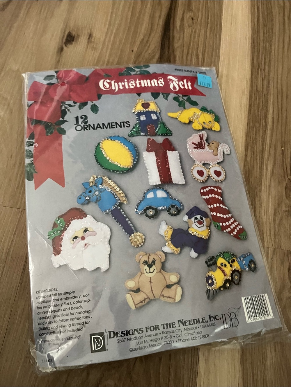 Christmas Felt Santa and Tree #9925 Designs for the Needle 12 Ornaments